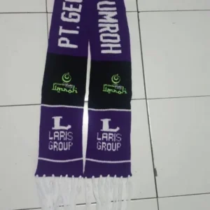 Syal rajut manual + logo bordir