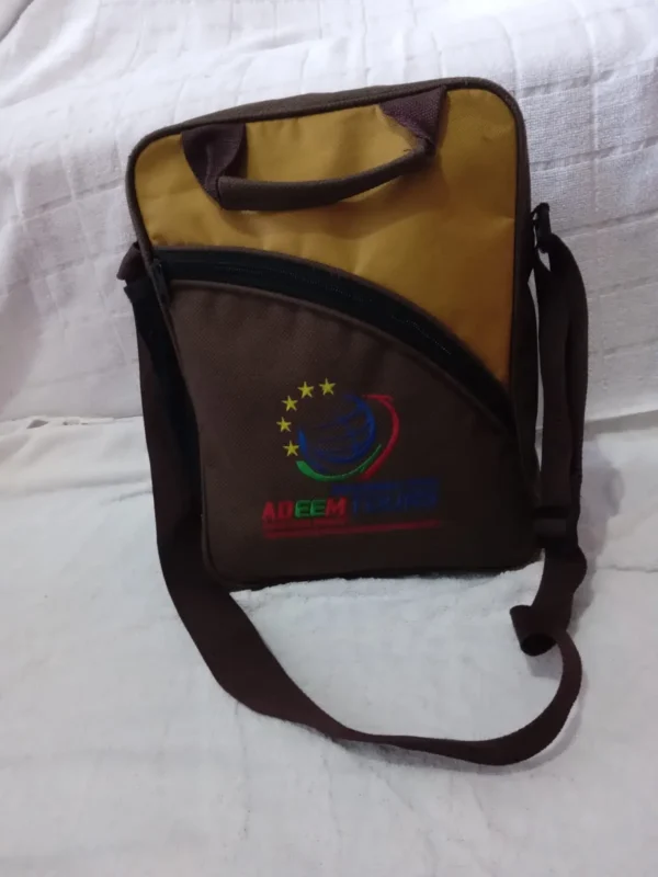 Tas paspor D - Gambar 2