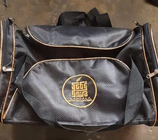 Tas bagasi type G